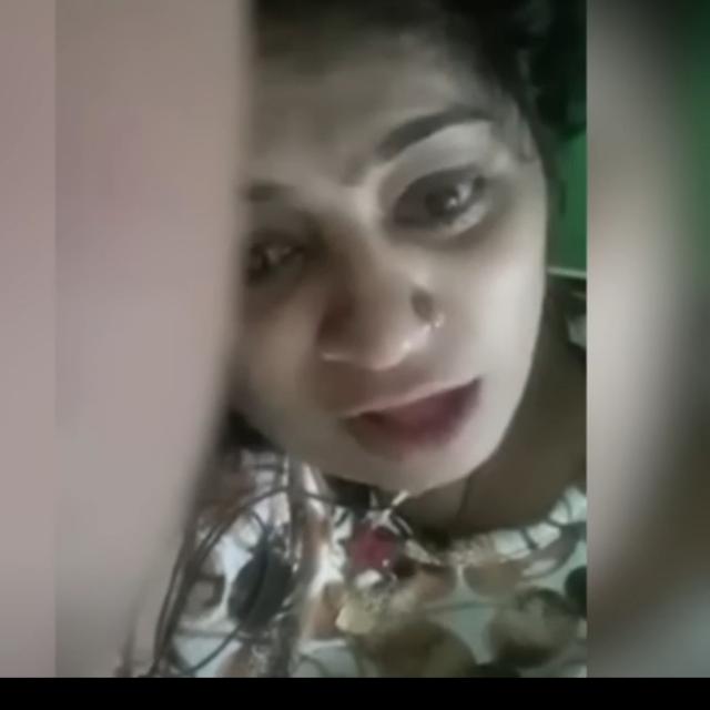 2000 രൂപ കളി ഗേൾ + റൂം 