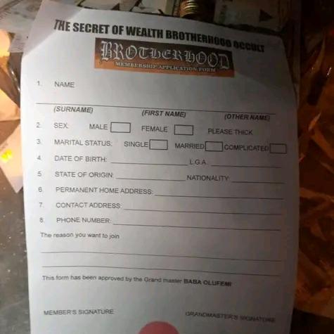 SECRET OF WEALTH .B.