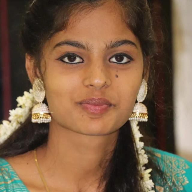 என் அக்கா வ ஓக்கணும் பா