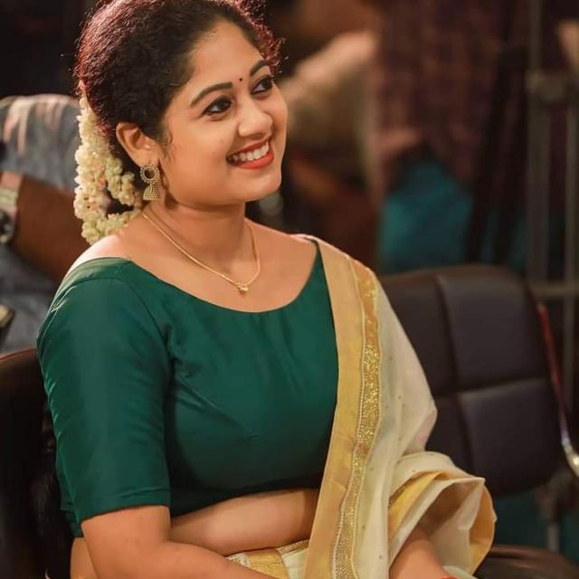 ?തൂണിലെ തുണ്ട്?