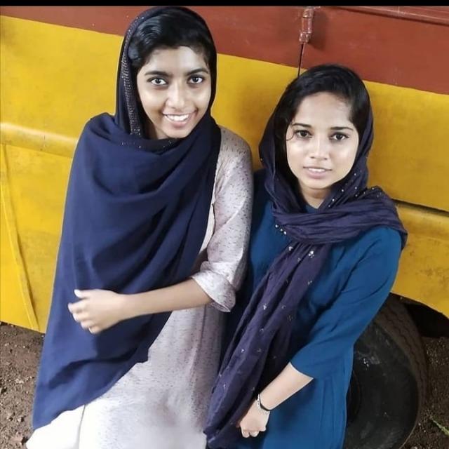 ഒളിക്യാമറ മലയാളി