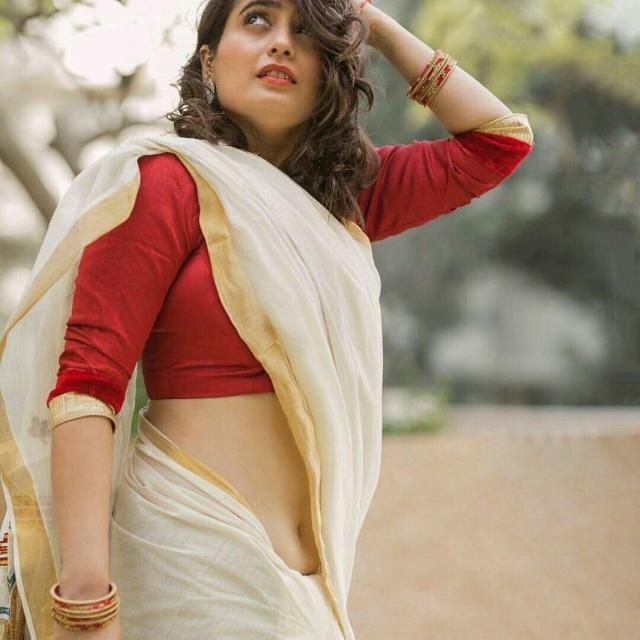 അവളുടെ രാവുകൾ 8.7??️?