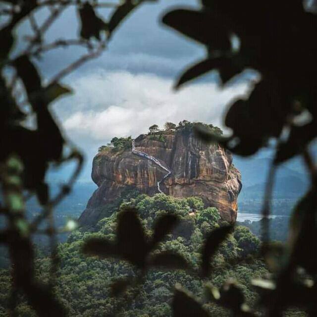 🎆👉නරඹමු ශ්‍රී ලංකා 👈🎆