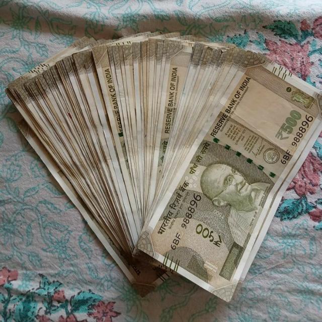 Paisa kamao yaha se 🤑