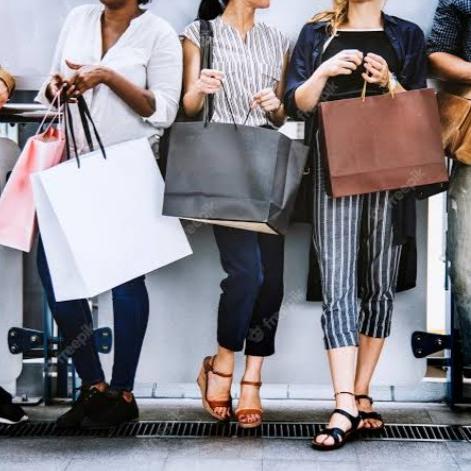 Online shopping 🛍️🛍️