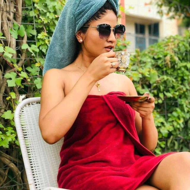 වැල බලා අත මරමු ?