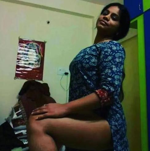 വീട്ടിലെ പൂറികൾ