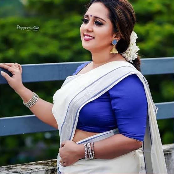 ❤നീർമാതളങ്ങൾ❤