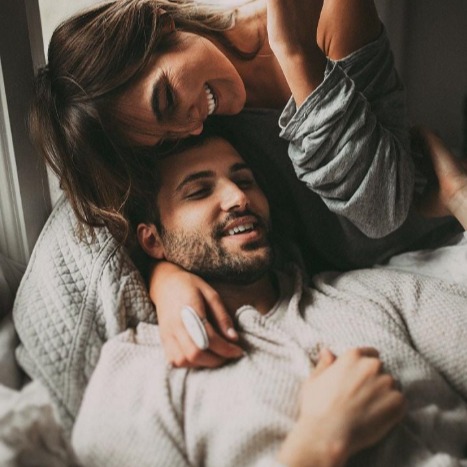 10 පිස්සෝ ?