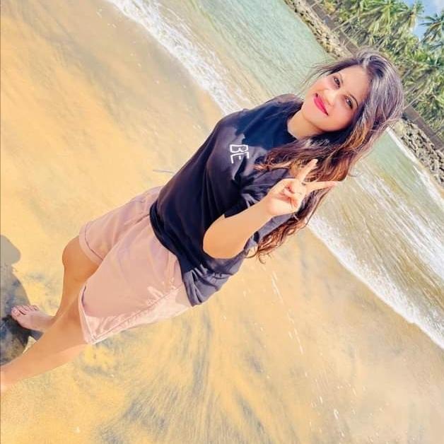 කෙල්ලෙක් ඕනිද? 