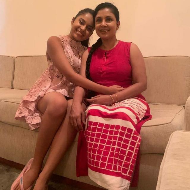අක්කලට ඇන්ටිලට සැප🤰😻💑
