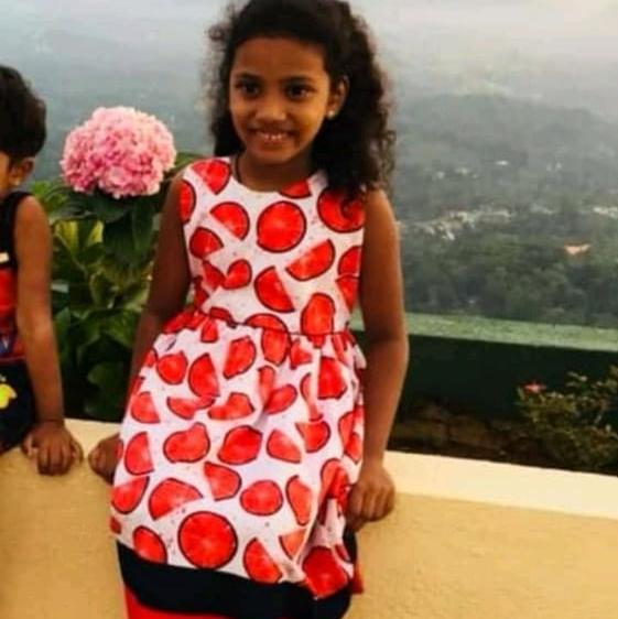 🌷මල් පොහොට්ටු🌷