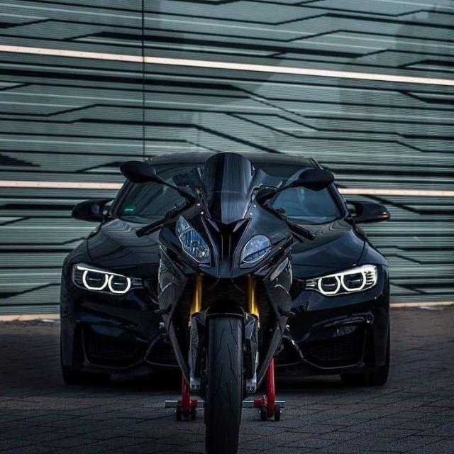 🏍️ IRON WORLD 🏎️