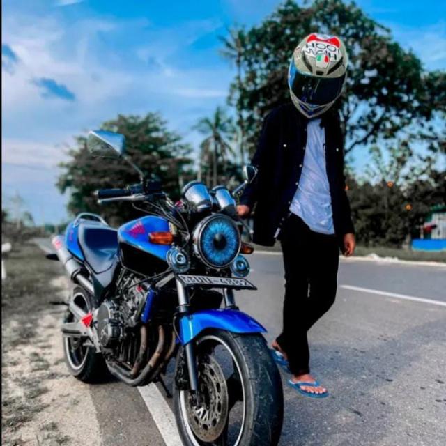 ?C..H..a..t ........පාරාදීසය.......?.__. KSG