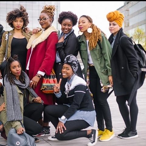 F R i E N D SHiP⏸️