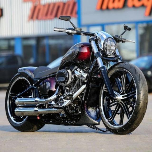 ?free custom?Time 9:00 PM