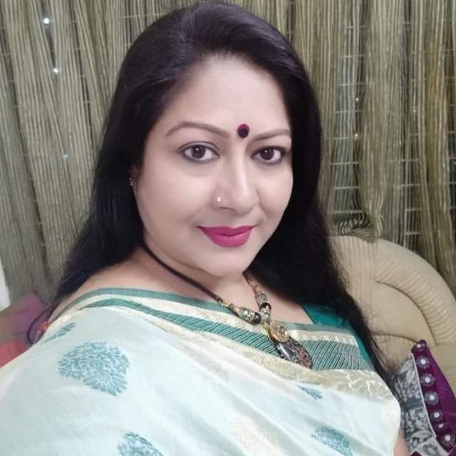 Maa k niye khela
