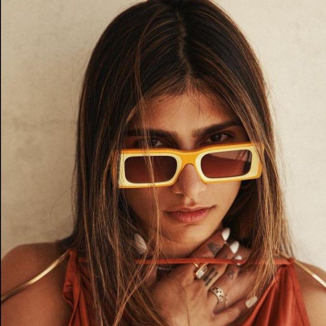 ഓടുന്നച്ഛന്റെ അടുന്ന അണ്ടി  ?