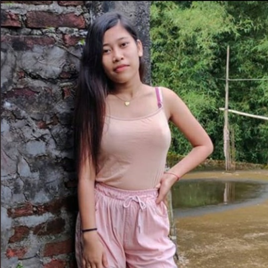 വെടി പൂറ്റിൽ തന്നെ 💋💋👄