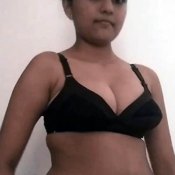 മലയാളം പെൺകുട്ടികളുടെ ഓൺലൈൻ സേവനങ്ങൾ