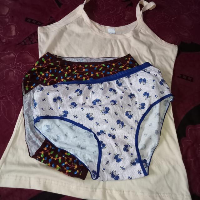 லேடிஸ் உள்ளாடை வெறியன்👙