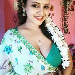 தமிழ் ஆசிரியர் 💧🫧