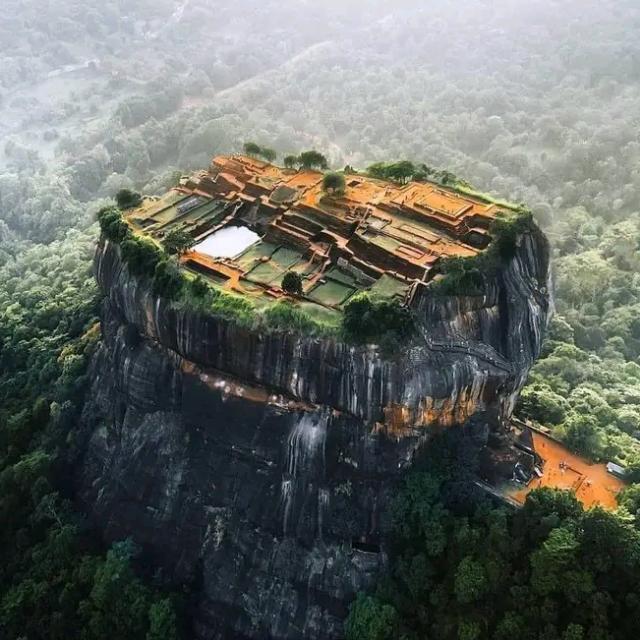😍කෙල්ලො කොල්ලො ❤