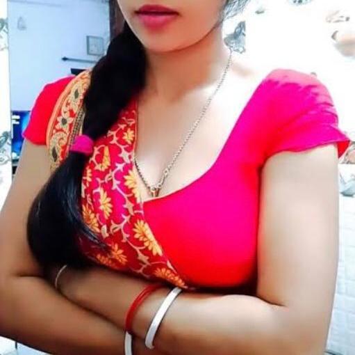 தமிழ் அத்தை காதலன் ?