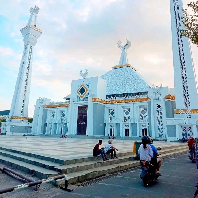 Naskah khutbah Jum'at