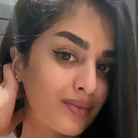 கால் கேர்ள் சீமா