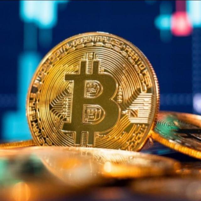 Crypto 💰 feature and sport signals