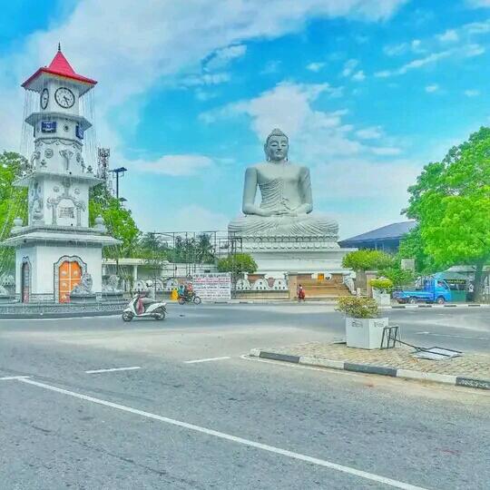 මහියංගණයේ කොල්ලො කෙල්ලො😍😍